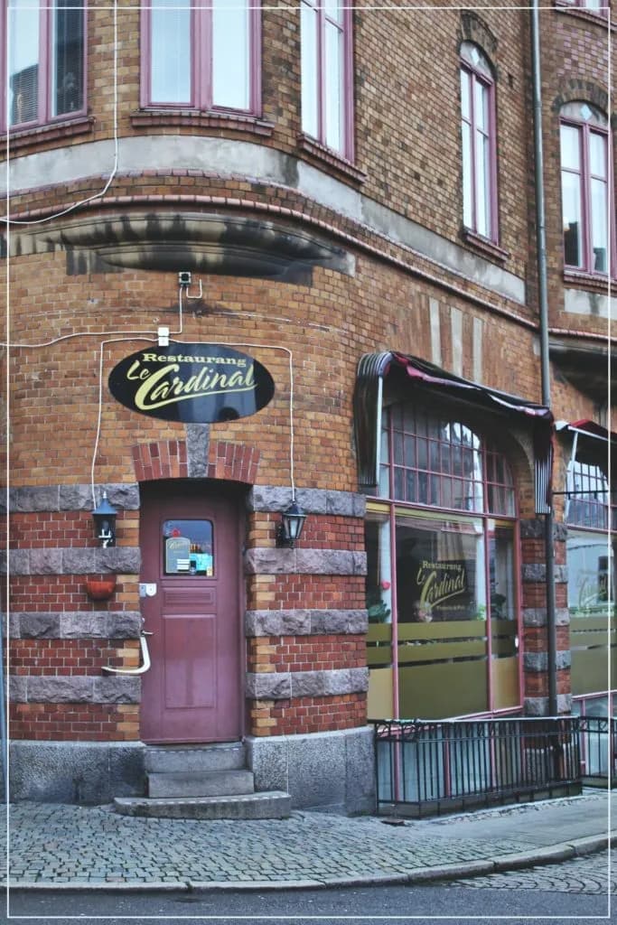 Restaurang Le Cardinal - pizzeria & pub