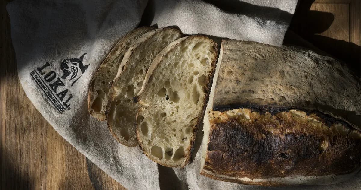 LOKAL Ekologiskt surdegsbröd