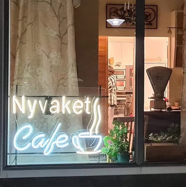 Nyvaket café och bageri