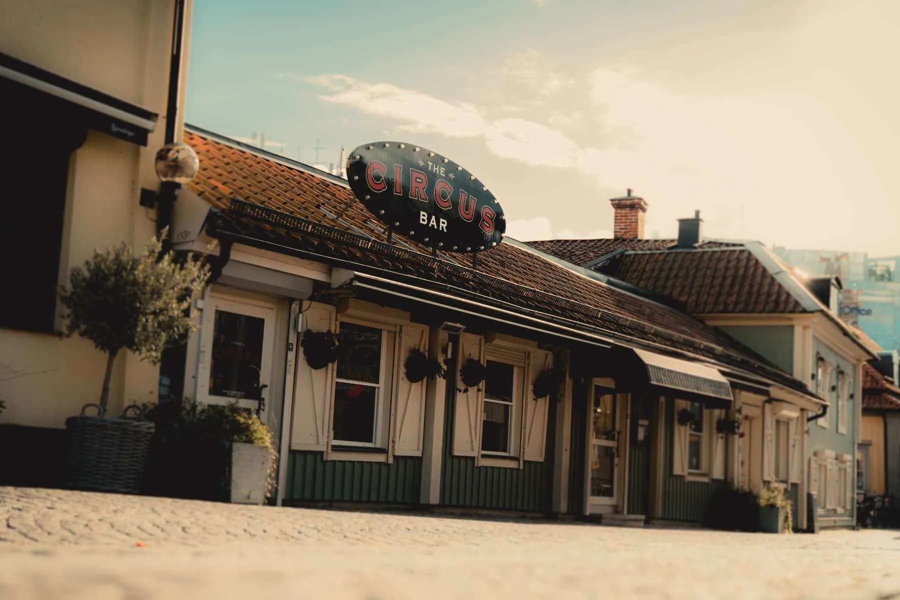 The Circus Bar